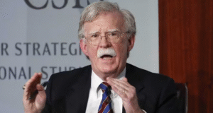 FBI allana la residencia de John Bolton en investigación por documentos clasificadosFBI Catea la casa de John Bolton, exasesor de seguridad de Trump